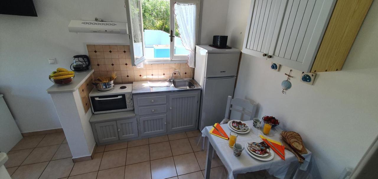 Aphrodite Studios & Apt With Pool Lákka Extérieur photo