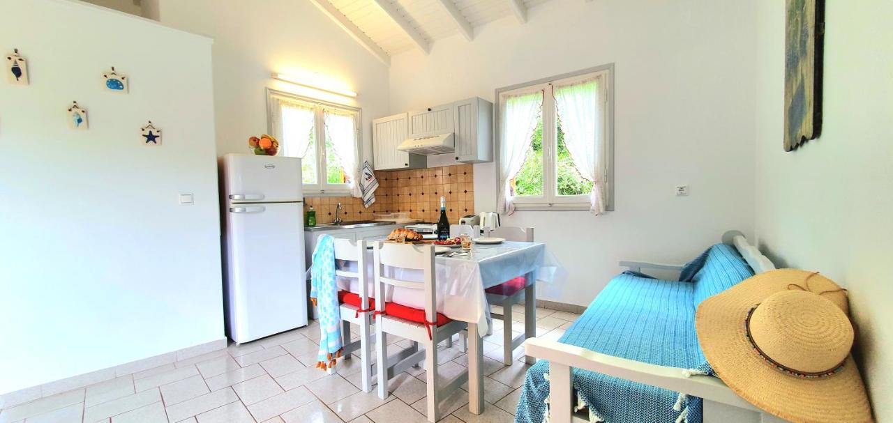 Aphrodite Studios & Apt With Pool Lákka Extérieur photo