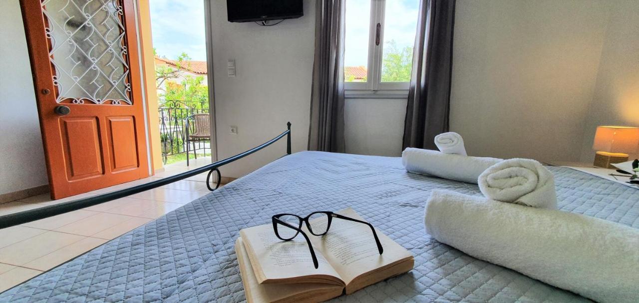 Aphrodite Studios & Apt With Pool Lákka Extérieur photo